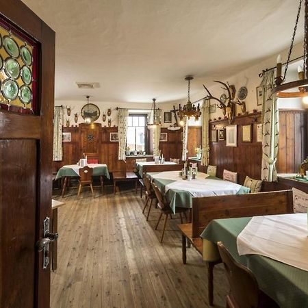 Gasthof Gruener Baum Кірхберг-на-Векселі Екстер'єр фото